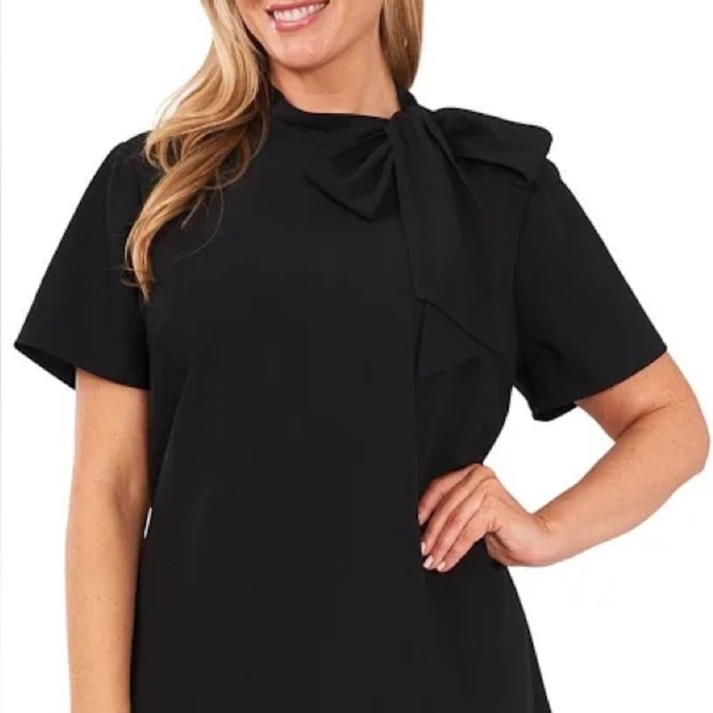 Women's Black Short-Sleeve Bow Neck Dress and a crossbody bag. - Picture 5 of 5